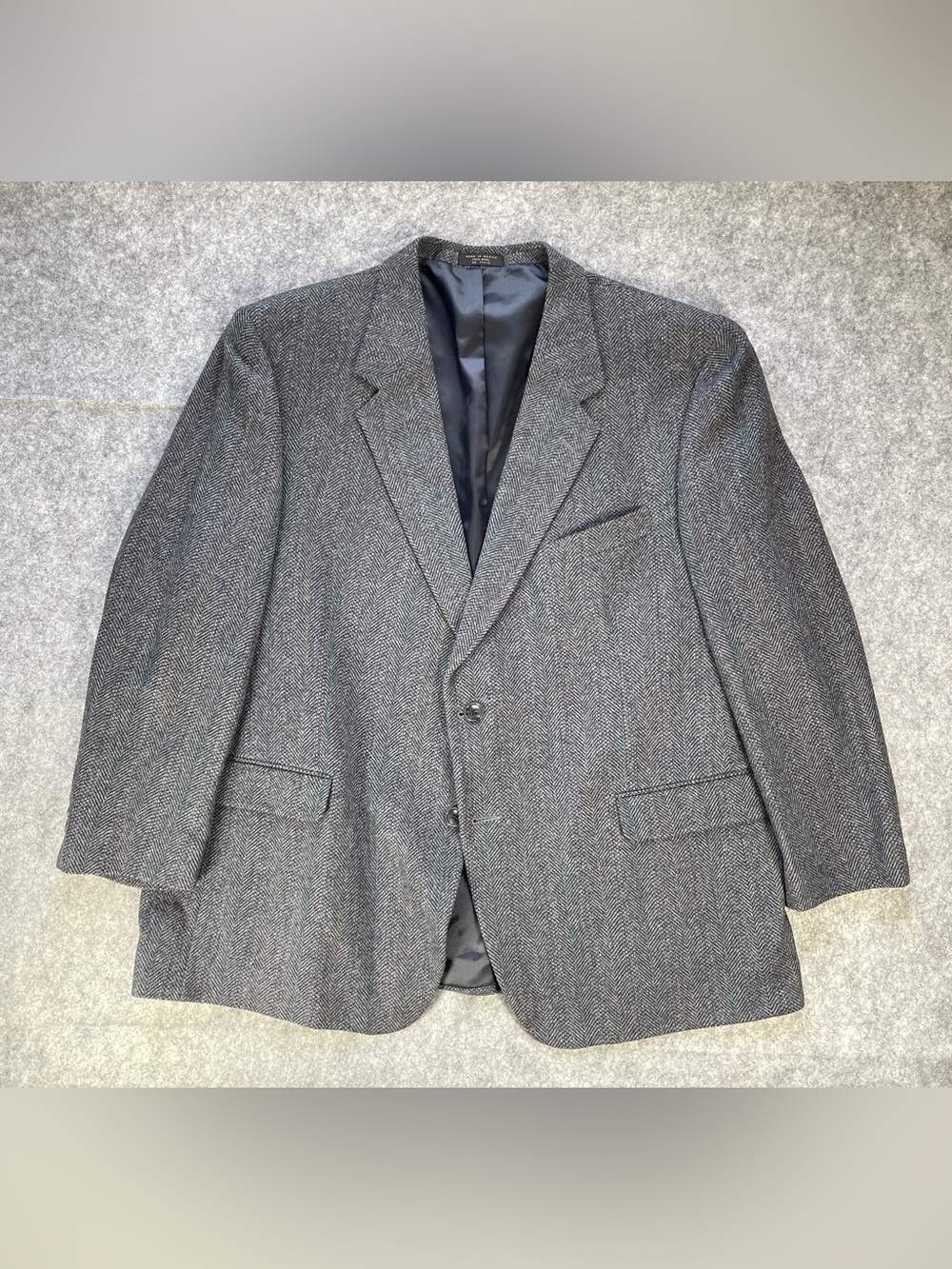 Vintage Cricketeer Men's 48S 100% Wool Herringbone Tweed Blazer Sport Coat Gray